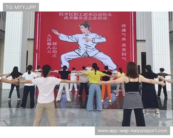 发展壮大基层体育社会组织，打通全民健身公共服务“最后一公里”