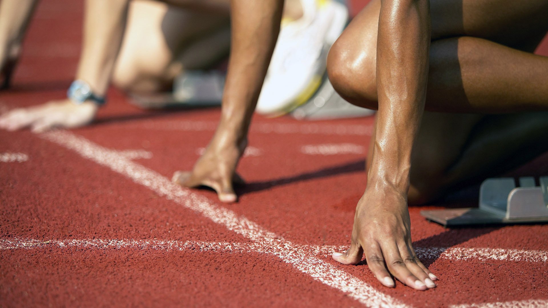 足球体育投资机会研究，运动投资足球